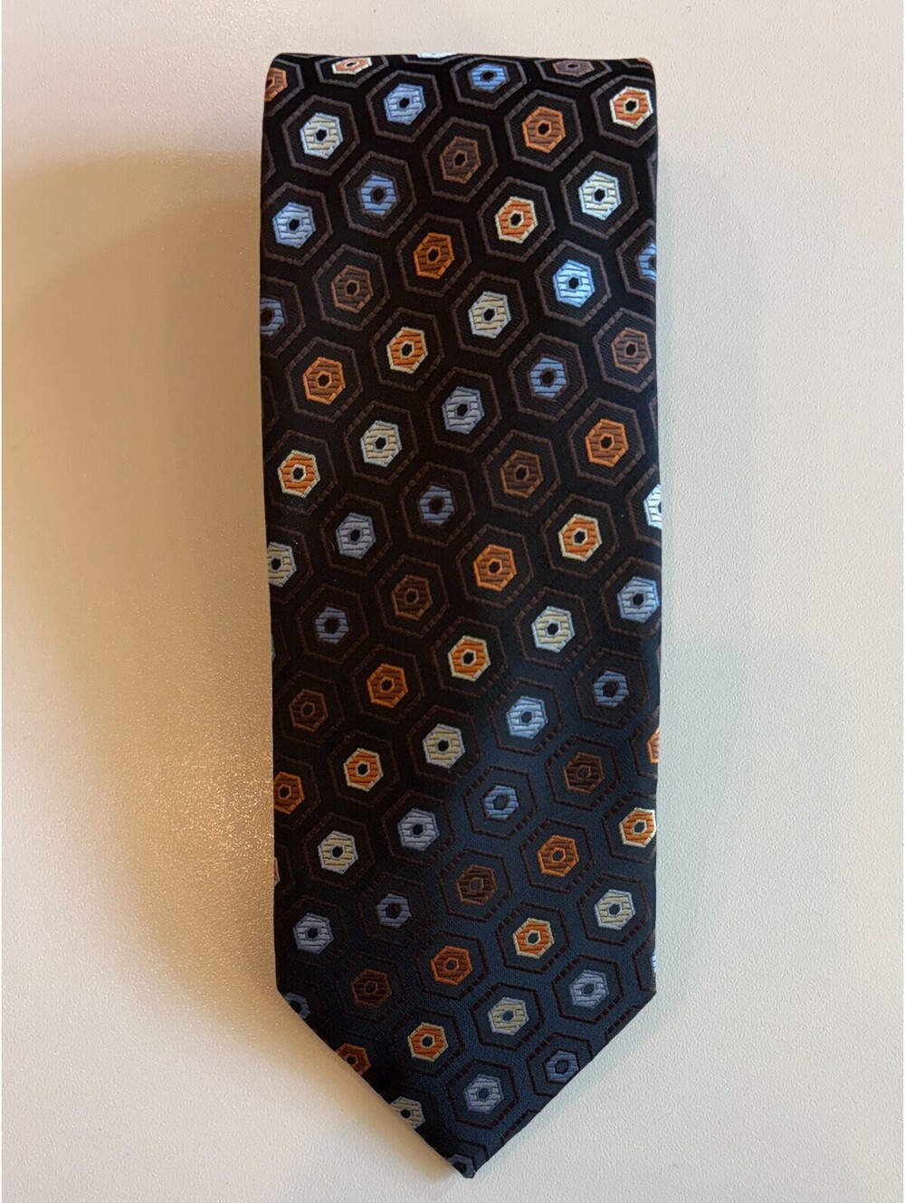 Covington Men's Silk Necktie Geometric Hexagon Nut Pattern Brown Blue